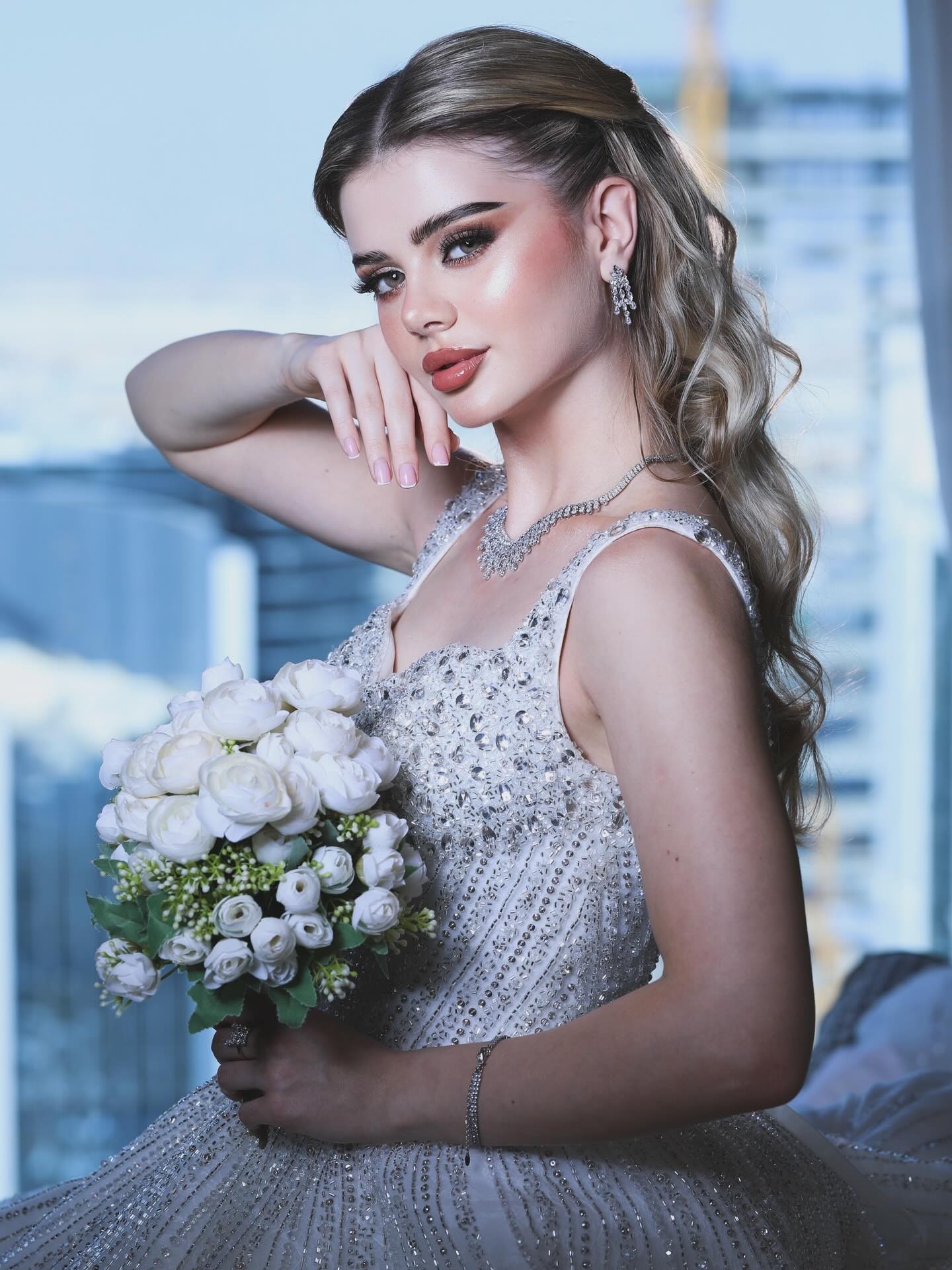 عرائس — 7